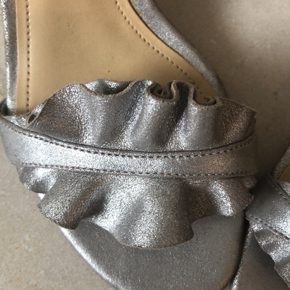 Silver Strap Heels - 7 - Picture 3 of 8